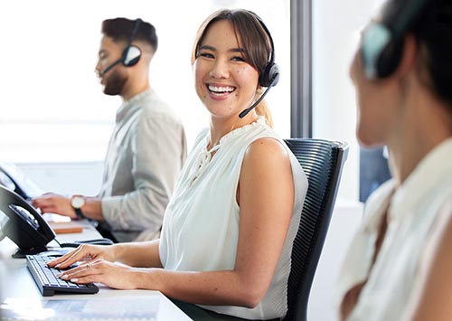 Customer service representatives providing expert logistics support